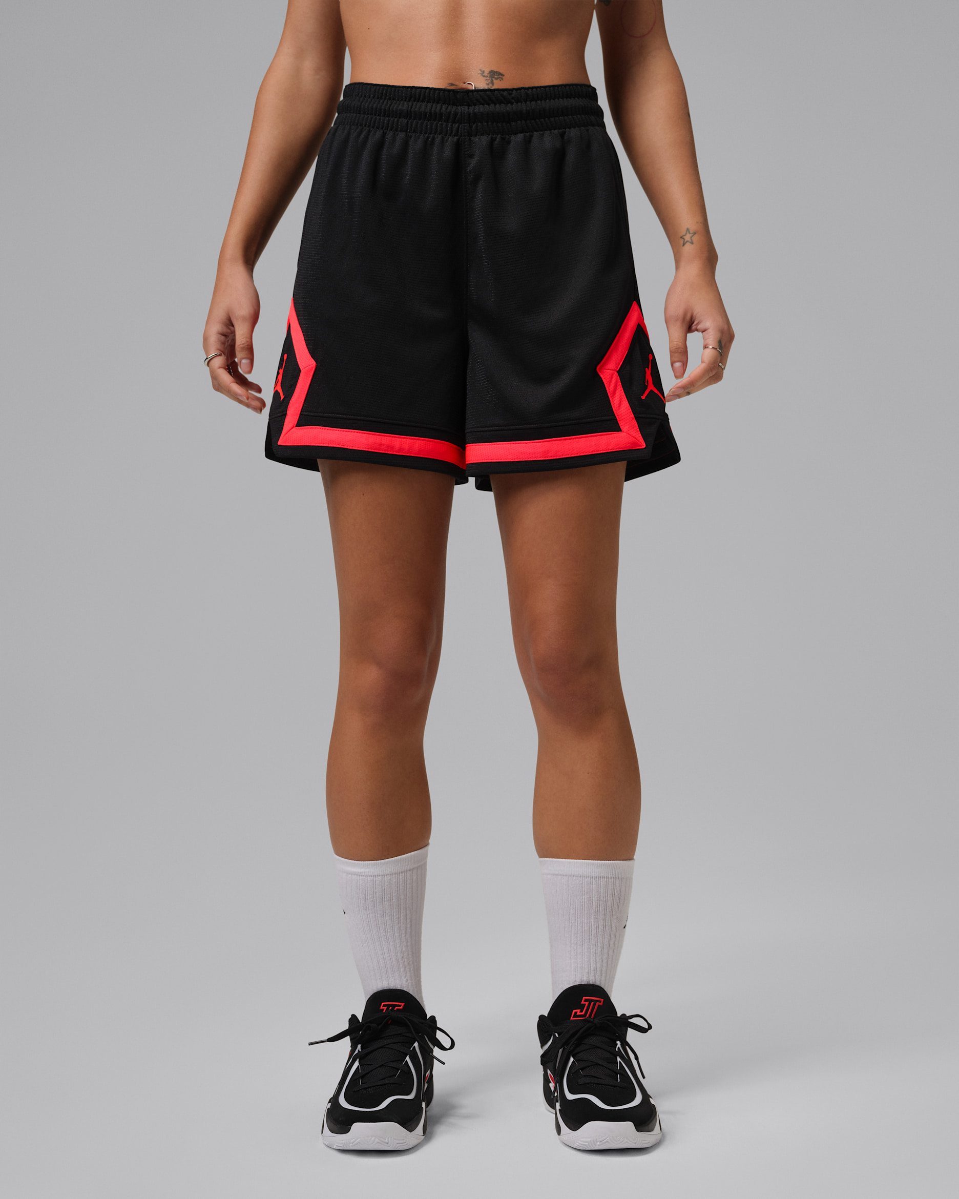 Jordan Sport Women's 10cm (approx.) Diamond Shorts. Nike IL